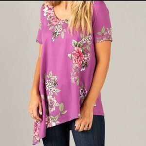 NWT Agnes & Dora Lilac Floral Scoop Neck Asymmetrical Top size XS